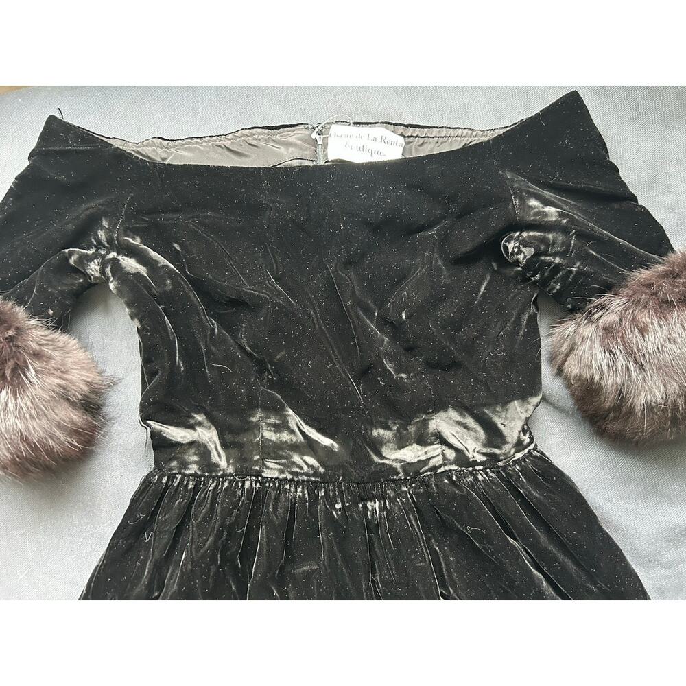 Vintage 1960s Oscar de la Renta Black Velvet Evening Gown Fur Cuffs Boutique - Picture 12 of 16